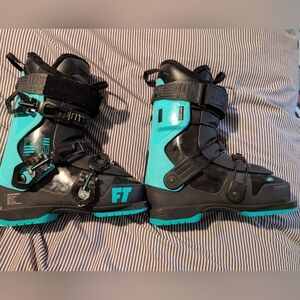 Full Tilt Ski Boots